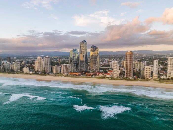 Luxury 5-star beachfront hotel in the heart of the Gold Coast